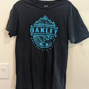 Oakley blue mountain Wave shirt California medium